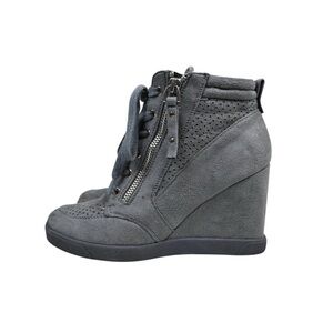 Just Fab Women's 6.5 Giomara Wedge Booties in Gray